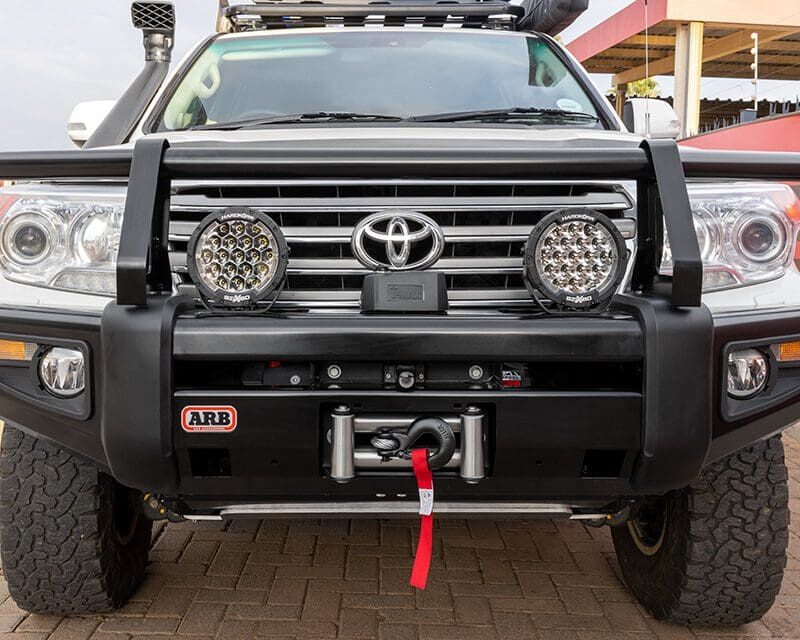 ARB 341512 OB TOYOTA LANDCRUISERARB Deluxe Bull Bars Toyota LC200 07-11