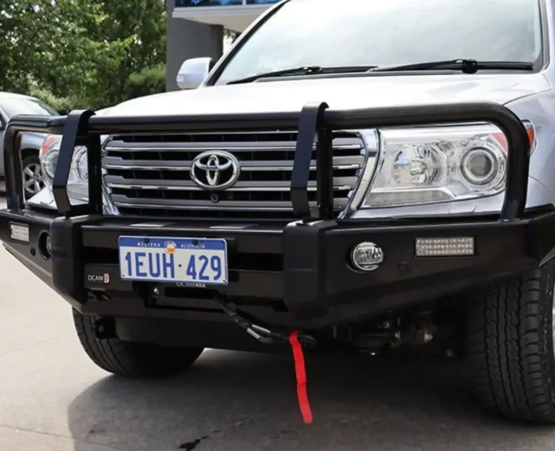 OCAM Deluxe Bull Bar For Toyota Landcruiser 200 Series 08/2015-21 OCAM 9.5k Winch + 9' LED Spot Lights